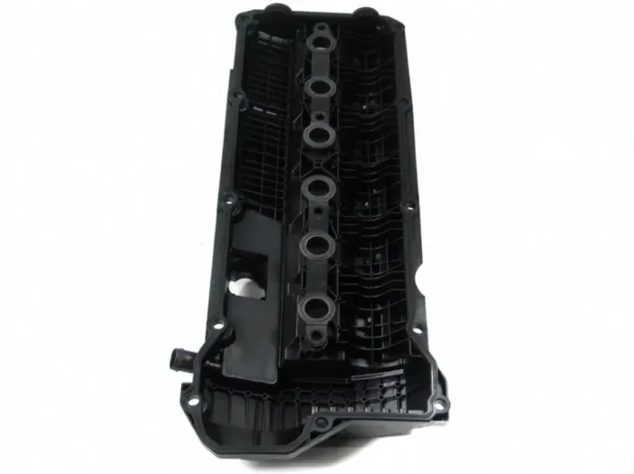 11121703341 Engine Parts Engine Valve Cover for BMW Z3 Roadster (E36), 3 (E36), 5 (E39), 7 (E38)