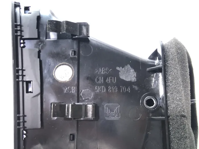 5KD819704 Fresh Air Vents for 