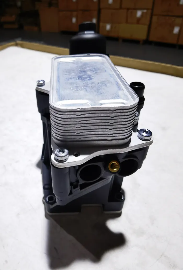 11428507697SET Engine Parts Oil Filter Housing for 
