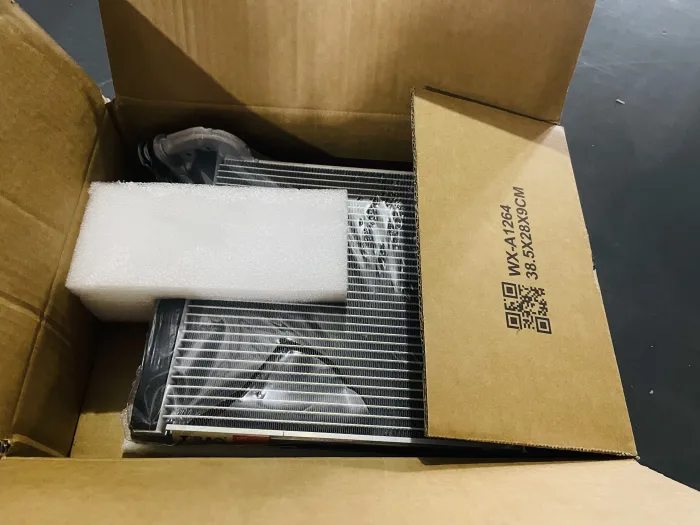 8850126211 Air Conditioning Evaporator for TOYOTA RAV 4 IV (_A4_), RAV 4 IV VAN (_A4_), ALTIS Saloon (_E15_), AURIS (_E15_), RAV 4 / VANGUARD III (_A3_), HIACE V Van (TRH2__, KDH2__, LH2__, GDH2__), AURIS Hatchback Van (_E15_), HIACE / COMMUTER V Bus