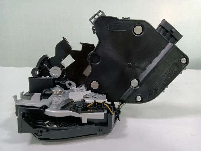 LR078705 Door Lock Actuator for LAND ROVER RANGE ROVER IV (L405), RANGE ROVER SPORT II (L494)