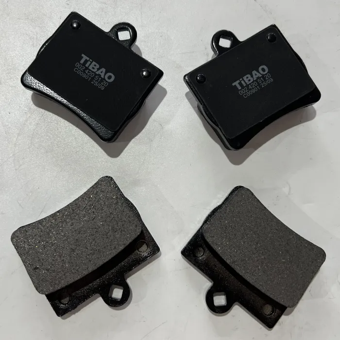 0024205120 Brake Pads for MERCEDES-BENZ C-CLASS (W202)