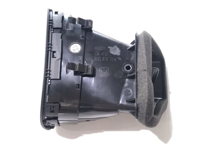 5KD819704 Fresh Air Vents for 