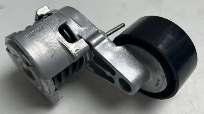 11288620022 Engine Parts Belt Tensioner for BMW 5 (F10), X3 (F25), 7 (F01, F02, F03, F04)