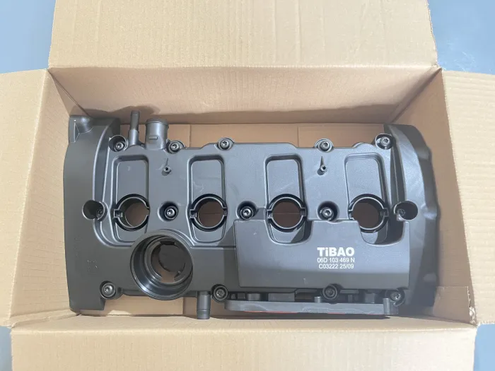 06D103469N Engine Parts Engine Valve Cover for AUDI A4, SEAT EXEO ST (3R5)