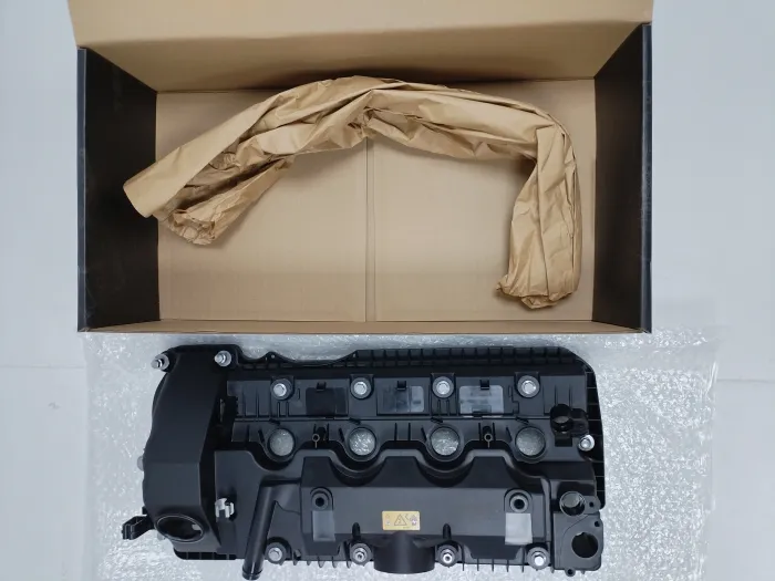 11127563474 Engine Parts Engine Valve Cover for BMW 5 (E60), X5 (E53), 6 (E63), 7 (E65, E66, E67)