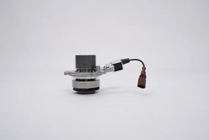 04L121011E Engine Parts Water Pump for AUDI Q2, VW TIGUAN, MAN TGE Van, SEAT LEON Hatchback Van (5F1), SKODA KAROQ (NU7, ND7)