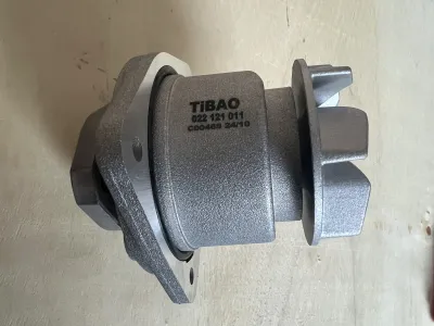 022121011 Engine Parts Water Pump for AUDI TT, VW PASSAT, FORD GALAXY MK I VAN (WGR), SEAT LEON (1M1)