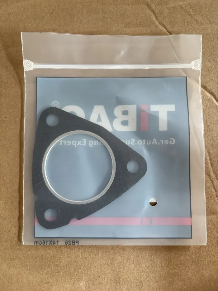 18301716888 Engine Parts Exhaust Manifold Gasket for BMW 3 (E36), Z3 Roadster (E36), 5 (E34), 7 (E38), 8 (E31)