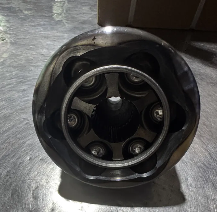 2H0498099A Transmission Parts C.V Joint for VW AMAROK (2HA, 2HB, S1B, S6B, S7A, S7B)