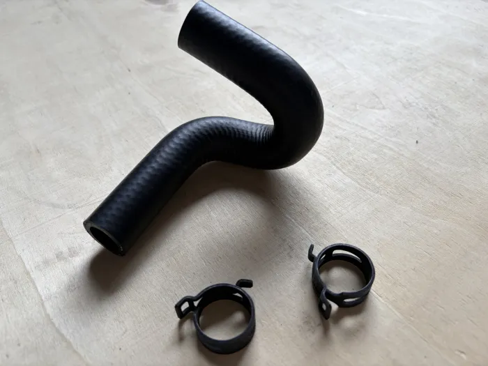 2712030382 Engine Parts Cooling Water Pipe for