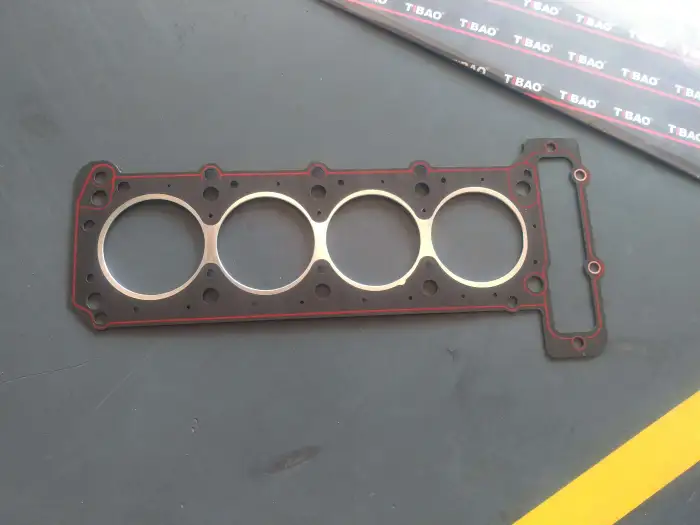 1110160620 Engine Parts Cylinder Head Gasket for MERCEDES-BENZ C-CLASS, DAEWOO, GM KOREA KORANDO Cabrio (KJ), SSANGYONG KORANDO (KJ)