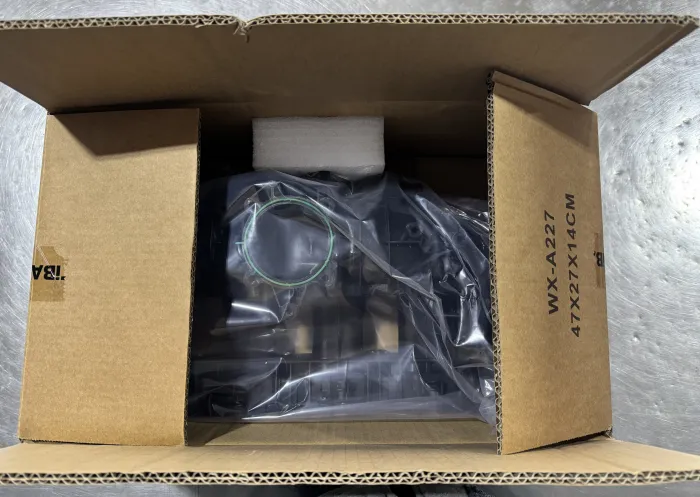 06J133201BH Engine Parts Intake Manifold Complate for AUDI Q3, VW CC, SEAT ALHAMBRA (710, 711), SKODA SUPERB II (3T4)