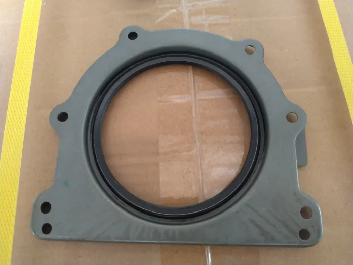 2710140104 Engine Parts Crankshaft Oil Seal for MERCEDES-BENZ C-CLASS (W203), E-CLASS (W211), SLK (R171), CLC-CLASS (CL203), SPRINTER 5-t Platform/Chassis (B906), CLK (C209)
