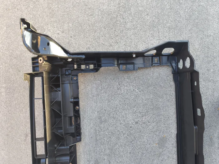 5H0805588G Engine Parts Front  Cowling for VW GOLF VIII (CD1)