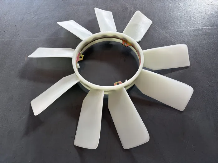 1032000423 Engine Parts Fan Blade for 