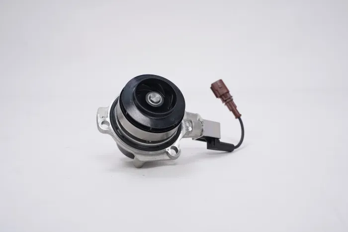 04L121011E Engine Parts Water Pump for AUDI Q2, VW TIGUAN, MAN TGE Van, SEAT LEON Hatchback Van (5F1), SKODA KAROQ (NU7, ND7)