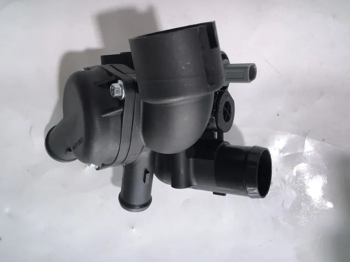 022121111G Engine Parts Thermostat for VW TOUAREG (7LA, 7L6, 7L7)