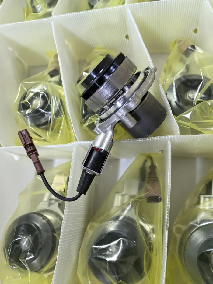 04L121011E Engine Parts Water Pump for AUDI Q2, VW TIGUAN, MAN TGE Van, SEAT LEON Hatchback Van (5F1), SKODA KAROQ (NU7, ND7)