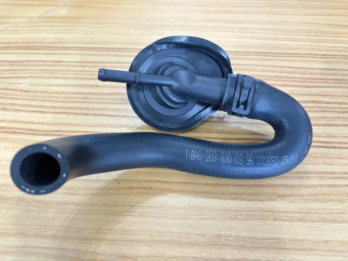 2038300396 Engine Parts Crankcase Breather Hose for