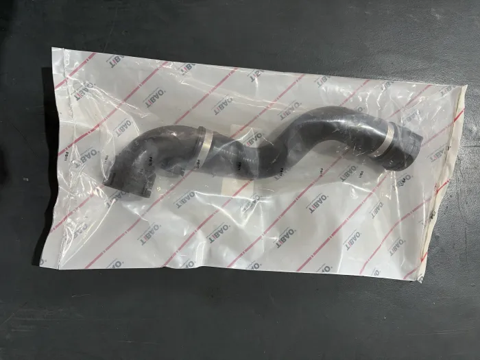 11533400207 Engine Parts Cooling Water Pipe for BMW X3 (E83)