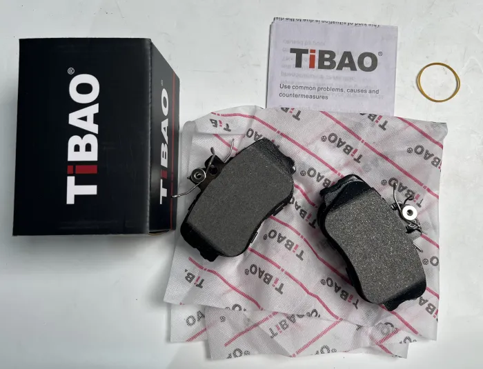 0024202220 Brake Pads for MERCEDES-BENZ C-CLASS (W202)