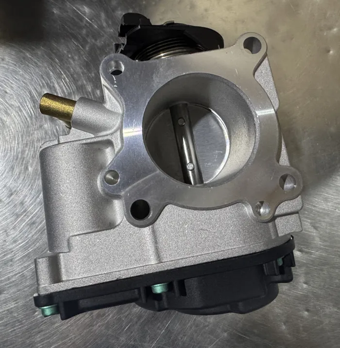 030133064F Engine Parts Throttle Body for VW BORA, SEAT TOLEDO II (1M2), TOLEDO II Sedan (1M2), TOLEDO Mk , SKODA OCTAVIA I Combi (1U5)