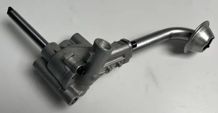 026115105 Engine Parts Oil Pump for AUDI 80, VW CORSAR