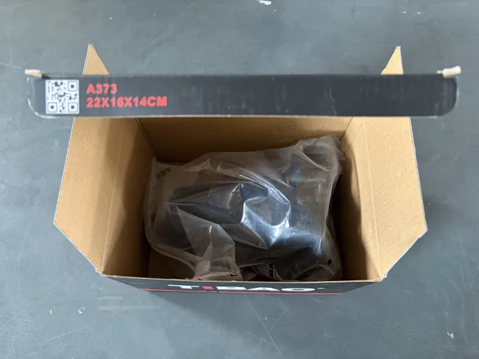 06M115401L Engine Parts Oil Filter Housing for AUDI A8, VW TOUAREG