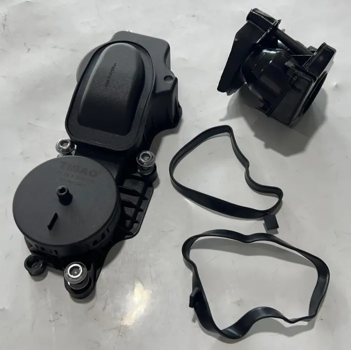 11127799225 Engine Parts Engine Block Breather Valve for BMW X3 (E83), 3 Touring (E46), 7 (E65, E66, E67), 5 (E60), X5 (E53)