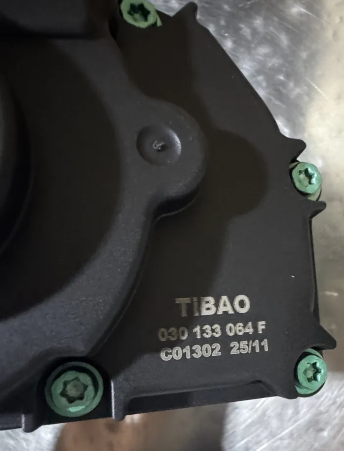 030133064F Engine Parts Throttle Body for VW BORA, SEAT TOLEDO II (1M2), TOLEDO II Sedan (1M2), TOLEDO Mk , SKODA OCTAVIA I Combi (1U5)