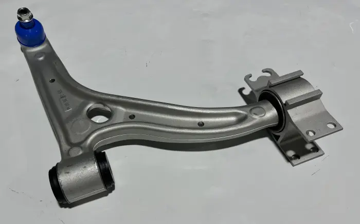 1563300600 Suspension Parts Control Arm for MERCEDES-BENZ GLA-CLASS (X156)