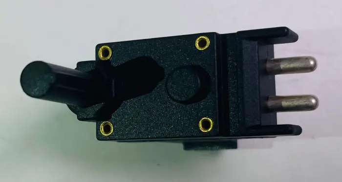 2015450014 Back Up Light Switch for MERCEDES-BENZ E-CLASS Coupe (C124), G-CLASS Cabrio (W460), 124 Saloon (W124), 190 (W201), SL (R129), S-CLASS (W126), SL (R107), 123 Saloon (W123)