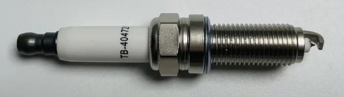 0041591803 Engine Parts Spark Plugs for MERCEDES-BENZ M-CLASS, HYUNDAI i10 I (PA)