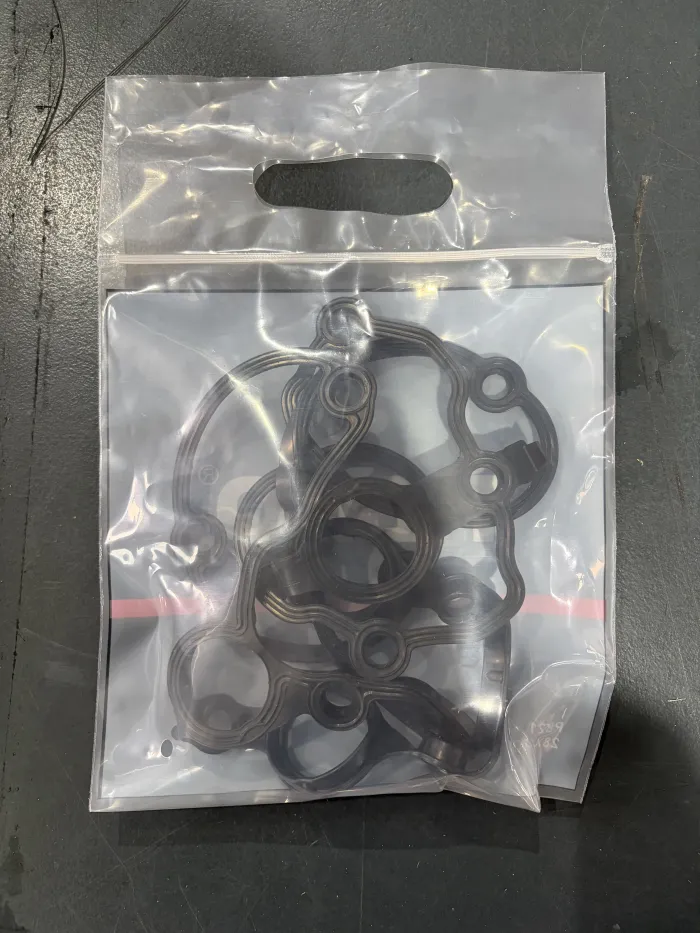 07K103483 Engine Parts Valve Cover Gasket for VW BORA V (1K2), BEETLE Convertible (1Y7)