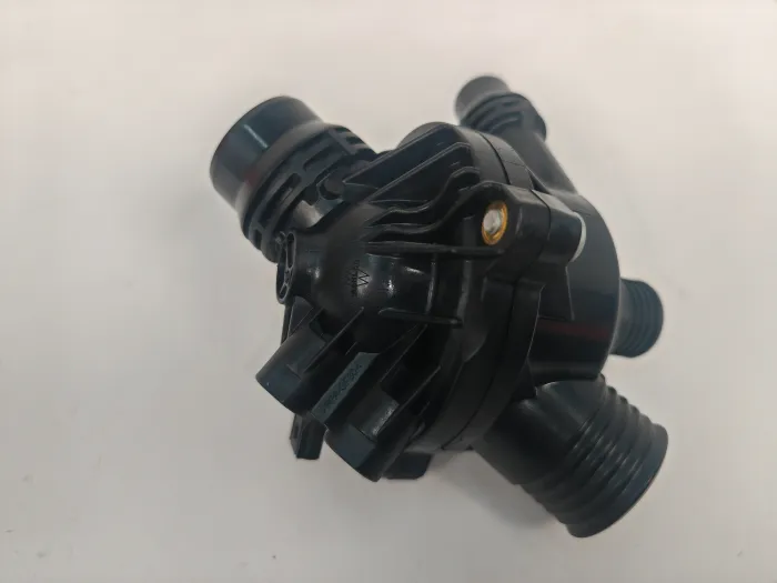  Thermostat for BMW 1 (E87), 3 Touring (E91), 5 Touring (E61), X3 (E83), 6 Convertible (E64), Z4 Roadster (E85), 7 (E65, E66, E67)
