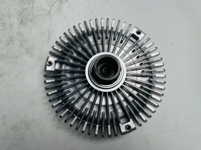 11521709499 Engine Parts Fan Clutch for BMW Z3 Roadster (E36), 3 (E36), 5 (E34), X5 (E53), 7 (E38)