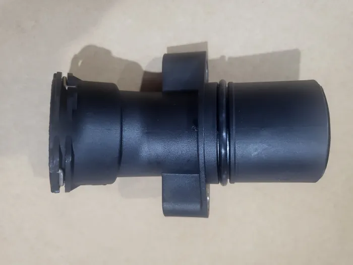 2712001256 Engine Parts  Coolant Flange for MERCEDES-BENZ CLC-CLASS (CL203), SLK (R171), C-CLASS Coupe (CL203), CLK (C209), E-CLASS (W211)