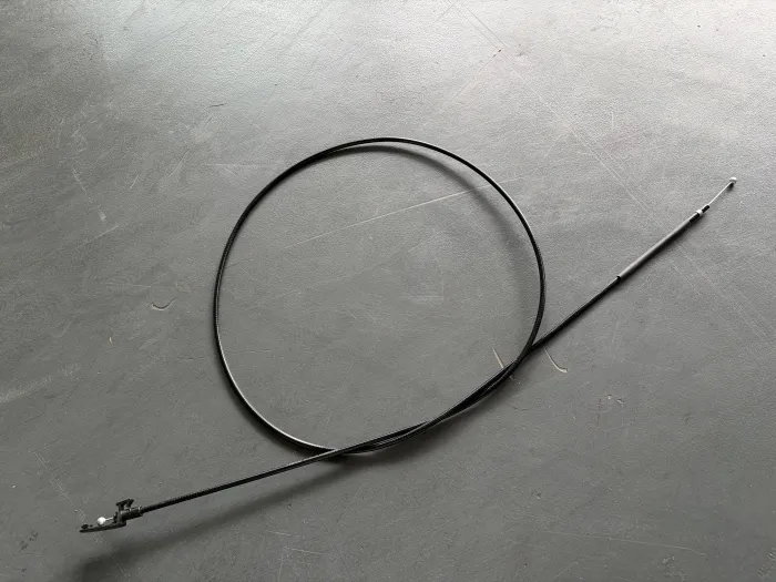 8E1823531D Bonnet Cable for AUDI A4 / S4 B6 (8E2)