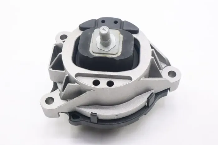 22116856183 Engine Parts Engine Mount for BMW X4 (F26), X3 (F25), 3 (F30, F80), 1 (F21)