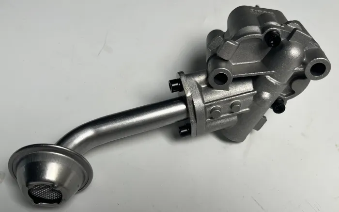 026115105 Engine Parts Oil Pump for AUDI 80, VW CORSAR