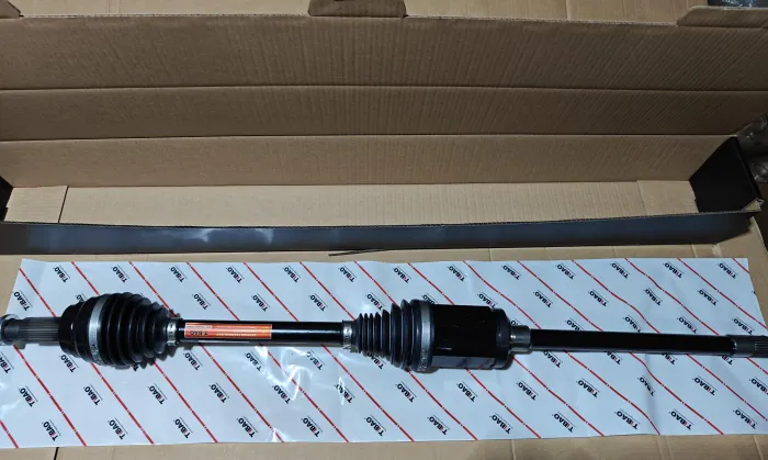 31607629880 Transmission Parts Driveshaft for BMW X5 (E70), X6 (E71, E72)