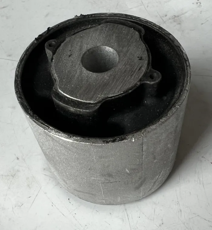 7L0525337B Transmission Parts Transmission Mount for VW TOUAREG (7LA, 7L6, 7L7)