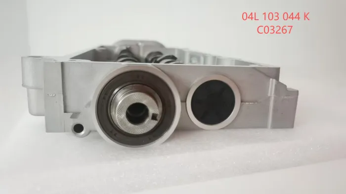 04L103044K Engine Parts Camshaft Assembly for AUDI A4, VW BEETLE, SEAT LEON (5F1), SKODA KAROQ (NU7, ND7)