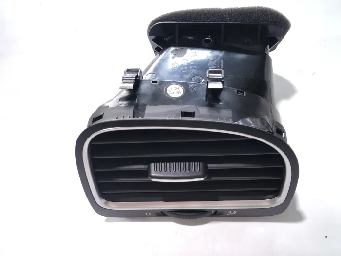 5KD819704 Fresh Air Vents for 