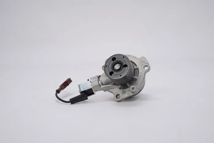 04L121011E Engine Parts Water Pump for AUDI Q2, VW TIGUAN, MAN TGE Van, SEAT LEON Hatchback Van (5F1), SKODA KAROQ (NU7, ND7)