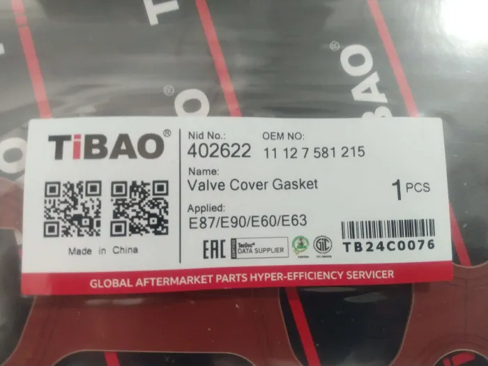 11127581215 Engine Parts Valve Cover Gasket for BMW 3 (E90), Z4 Roadster (E85), 1 (E87), 5 (E60), 7 (E65, E66, E67), 6 Convertible (E64)