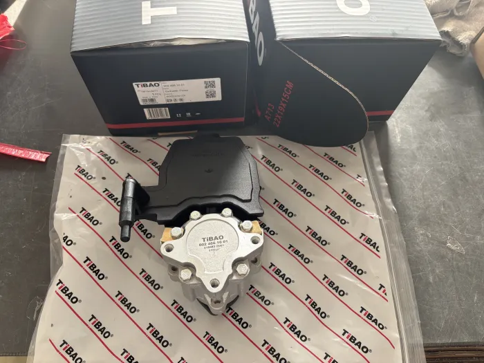 0024661001 Hydraulic Power Steering Pump for MERCEDES-BENZ E-CLASS (W210), C-CLASS (W202)