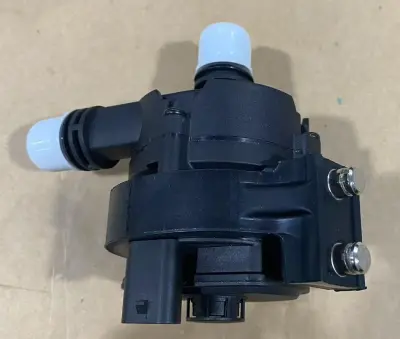 11518605322 Engine Parts BMW Water Pump for BMW 6 Series, MINI CLUBMAN (F54), MINI CLUBMAN (F54), ROLLS-ROYCE PHANTOM VIII (RR11, RR12)