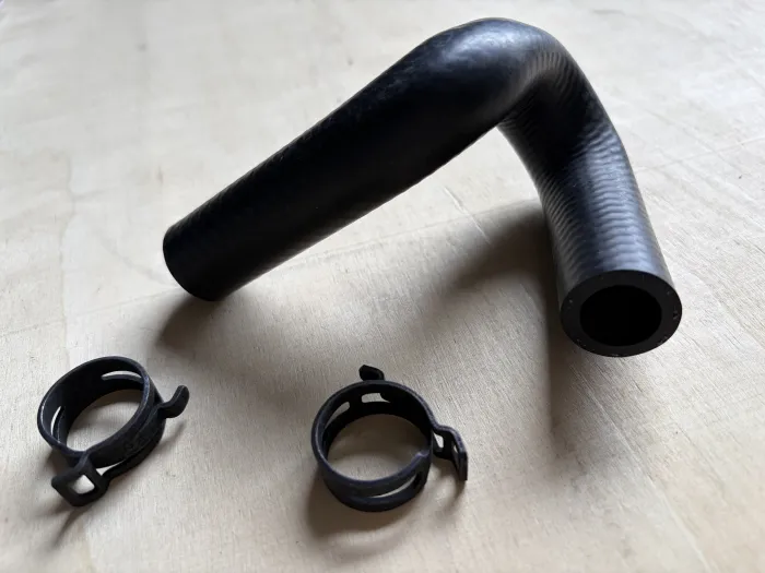 2712030382 Engine Parts Cooling Water Pipe for